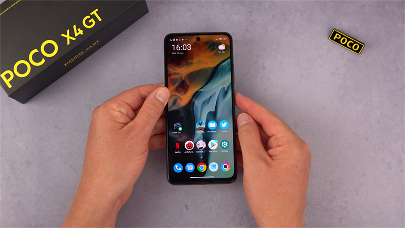 Trên tay POCO X4 GT Trên tay POCO X4 GT