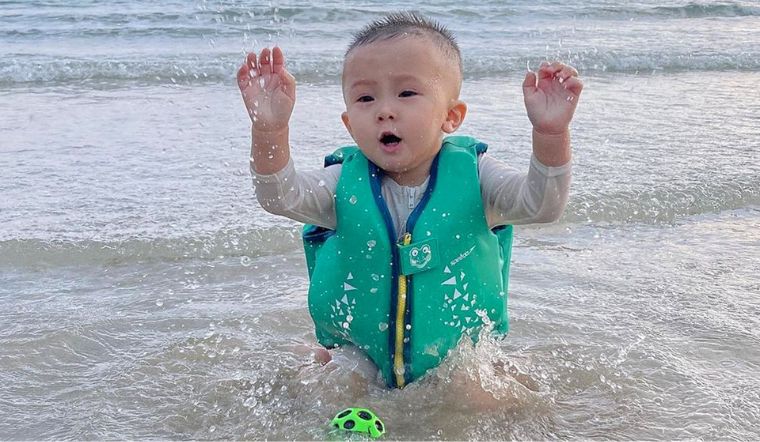 7 điều cha mẹ nên lưu ý trước khi cho con tắm biển trong hè này