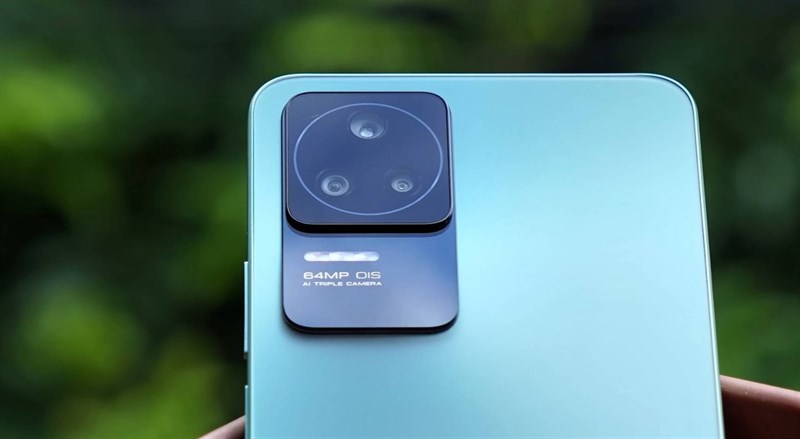 Trên tay POCO F4: Giá chỉ 9.7 triệu, Snapdragon 870, màn hình 120 Hz