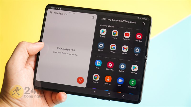 Thời lượng sử dụng của Galaxy Z Fold4 sẽ không quá kém mà sẽ đáp ứng nhu cầu sử dụng trong gần một ngày với những tác vụ cơ bản