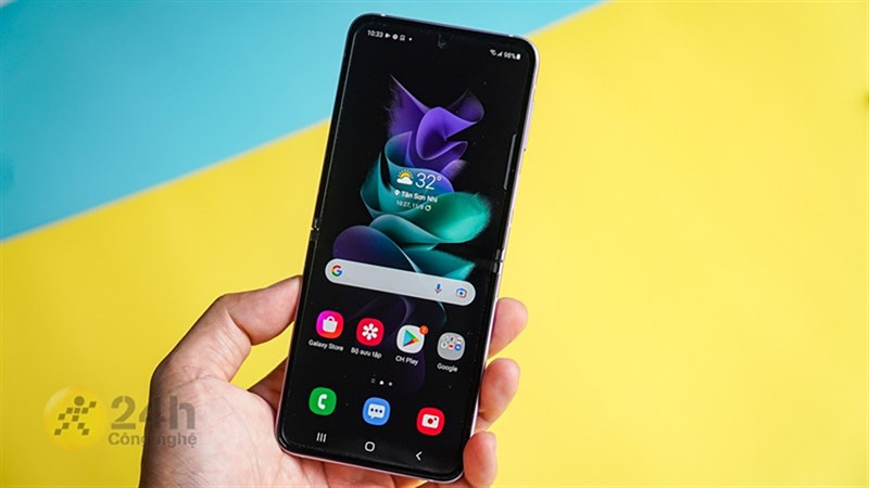 Ấn tượng đầu tiên Galaxy Z Flip4