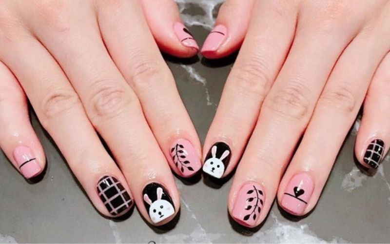 Mẫu nail hồng thỏ con dễ thương