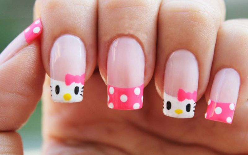 Mẫu nail hồng mặt mèo kitty dễ thương