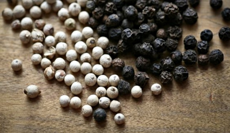 Giá tiêu hôm nay 27/6/2022: Giữ nguyên, dao động 69.500-72.500 đồng/kg