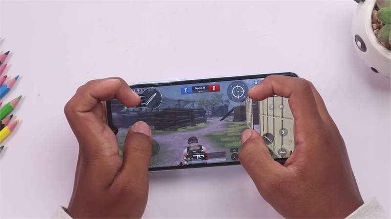 Trên tay Galaxy F13