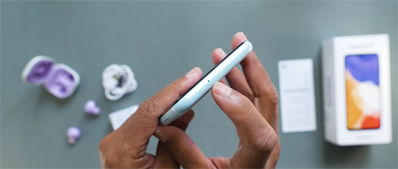 Trên tay Galaxy F13