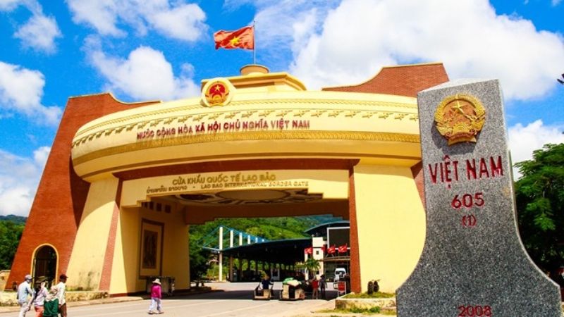 Thủ tục xuất nhập cảnh Lào thế nào?