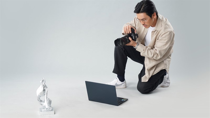 Asus làm mới dòng Zenbook và ra mắt loạt Zenbook OLED mới Asus làm mới dòng Zenbook và ra mắt loạt Zenbook OLED mới