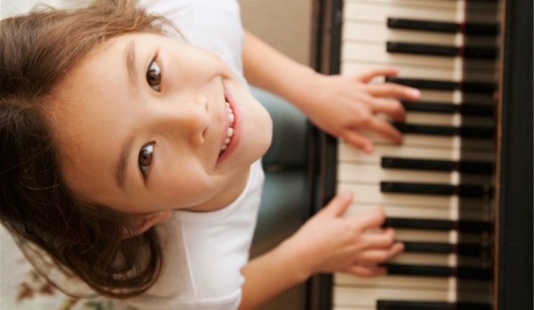 5 lưu ý quan trọng trước khi cho con yêu học đàn piano