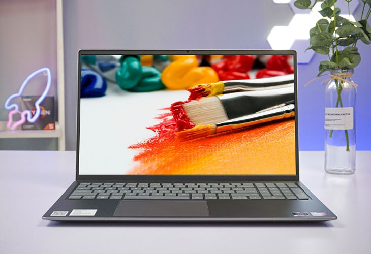 Các mẫu laptop thuộc dòng Inspiron được trang bị màn hình rộng có độ phân giải cao
