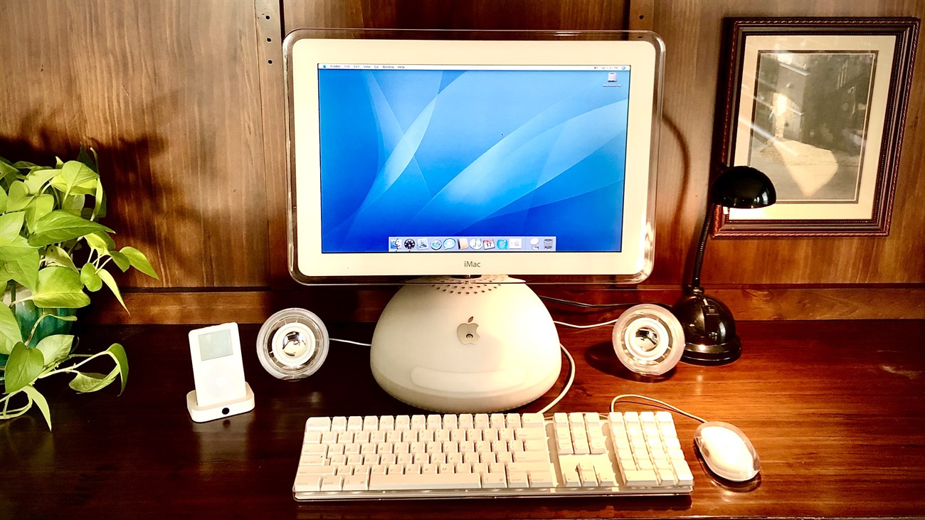 Apple iMac là gì? Ưu, nhược điểm và có nên mua iMac để sử dụng > Máy tính iMac G4