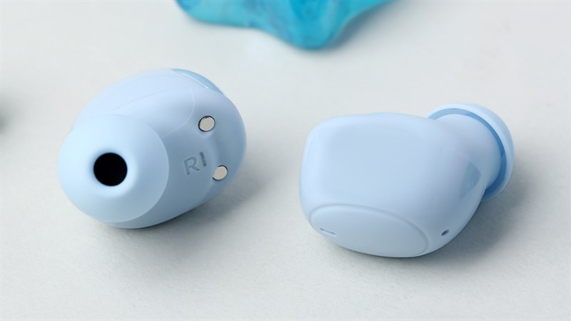 Khả năng đàm thoại của OPPO ENCO Buds ETI81 là khá tốt với tính năng lọc âm thanh từ môi trường xung quanh. 