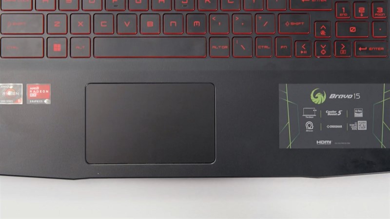 MSI Bravo 15 có phần bàn di chuột khá khiêm tốn nhưng vẫn đủ để mình sử dụng MSI Bravo 15 có phần bàn di chuột khá khiêm tốn nhưng vẫn đủ để mình sử dụng