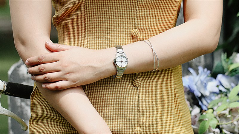 Sinh nhật 18 vào đời - Deal sốc ngập trời. Đồng hồ Citizen giảm 50%++