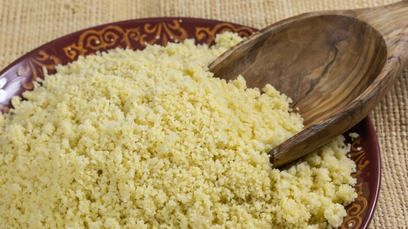 What is Semolina Flour? Nutritional value, health benefits