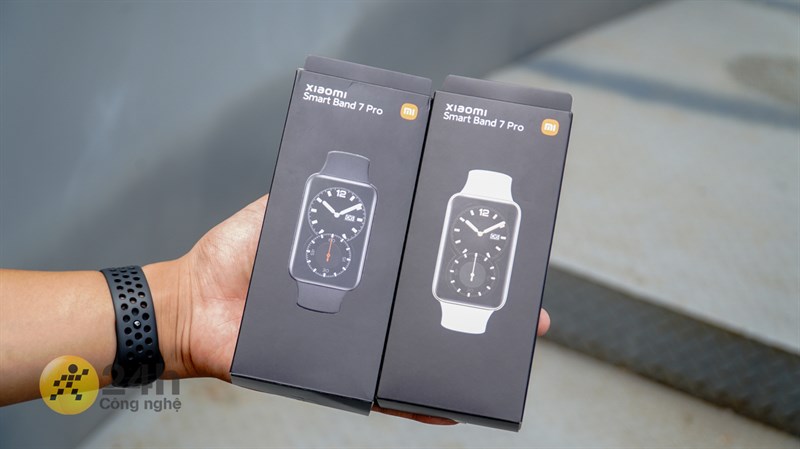 Trên tay Xiaomi Smart Band 7 Pro Trên tay Xiaomi Smart Band 7 Pro