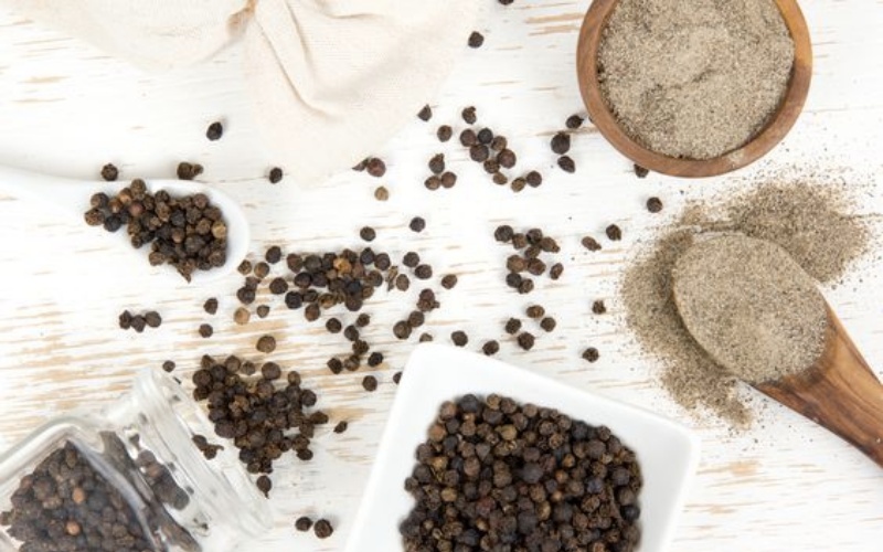 Giá tiêu thế giới