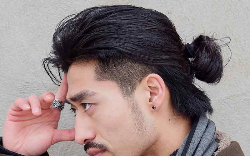 Man Bun uốn nhẹ