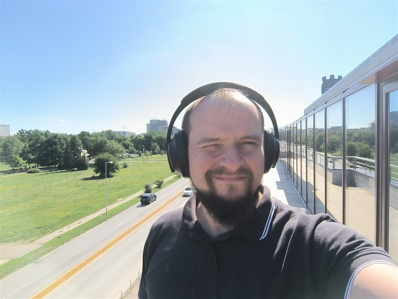 Ảnh chụp bằng camera selfie của POCO X4 GT