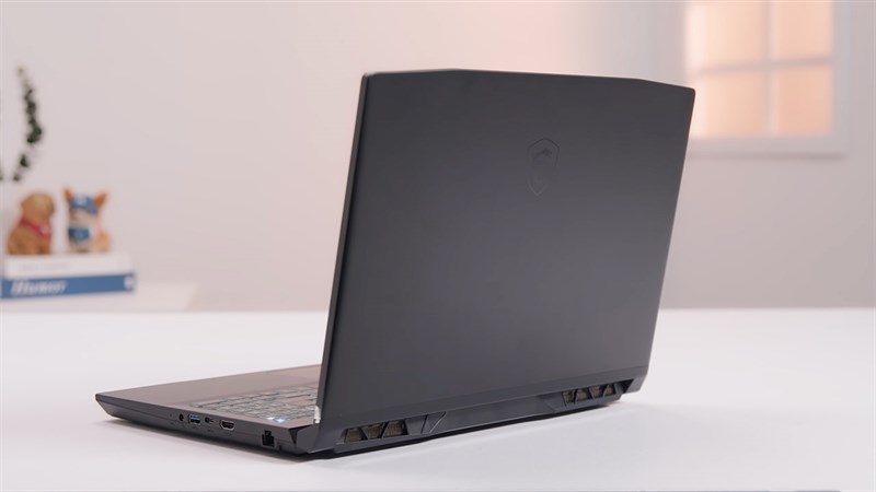 Điểm mặt 3 laptop MSI xịn sò ưu đãi yêu thương giảm tận 10%, săn ngay