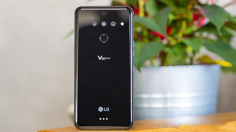 Hình ảnh thực tế LG V50