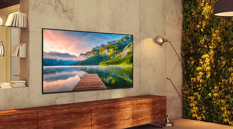 So sánh tivi QLED và Crystal UHD của Samsung. Nên mua tivi loại nào? > Nếu bạn chọn lựa tivi Crystal UHD với mức giá mềm hơn tivi QLED nhưng vẫn đem lại những trải nghiệm hình ảnh tốt
