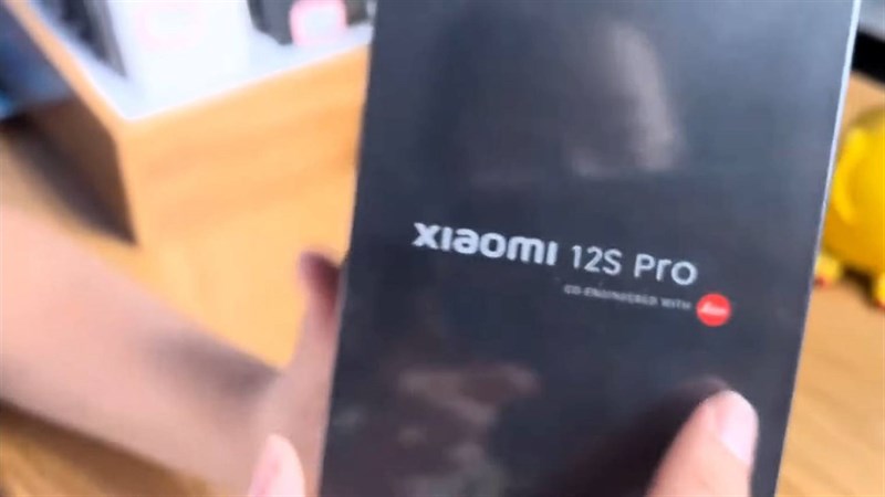 Trên tay Xiaomi 12S và 12S Pro: Thiết kế đậm nét của Xiaomi 12 series