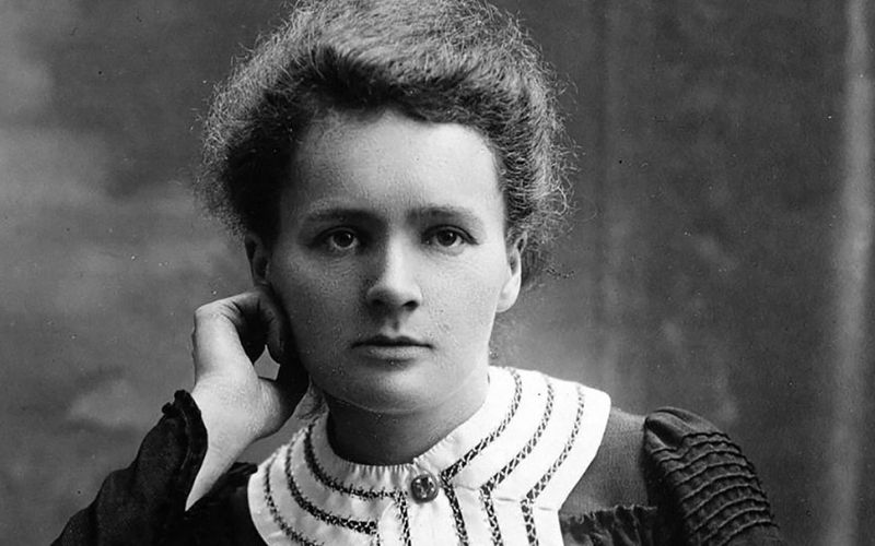 Marie Curie - người phụ nữ đầu tiên và duy nhất giành 2 giải Nobel về vật lý và hóa học