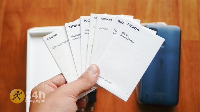 Trên tay Nokia C21 Plus