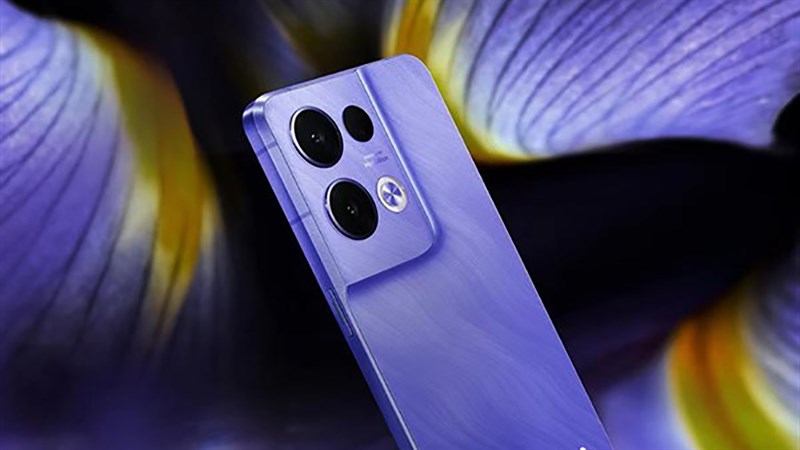 OPPO Reno8 màu tím