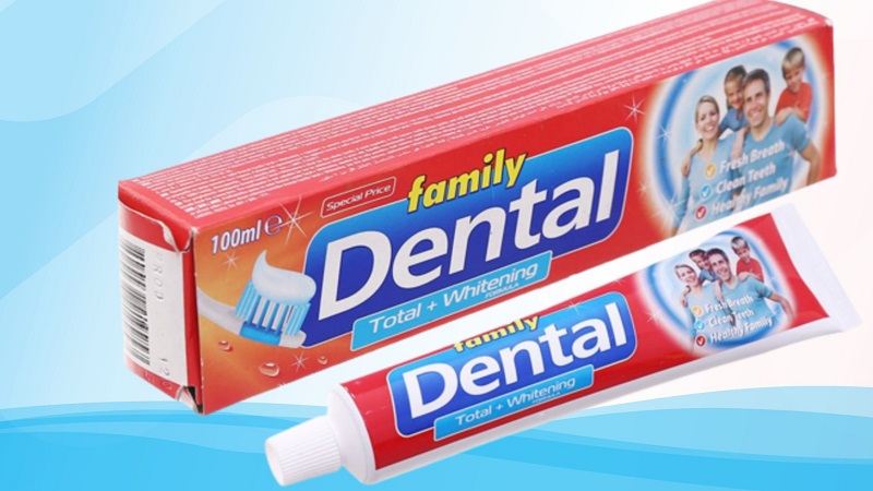 Kem đánh răng Dental Family trắng sáng toàn diện