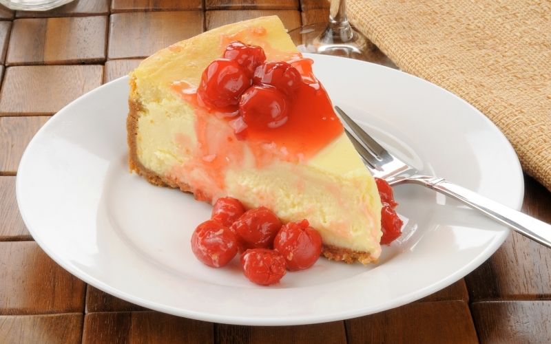 Bánh cheesecake cherry