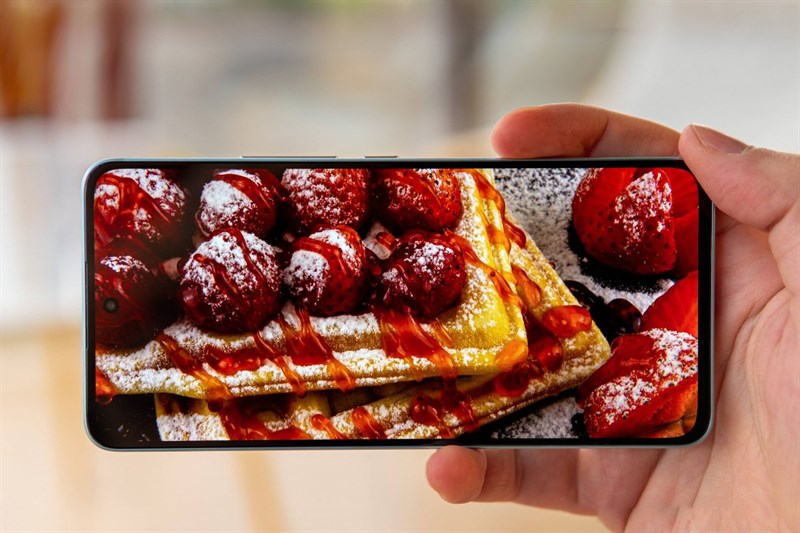 Màn hình độ phân giải Full HD+ cho hình ảnh sống động 