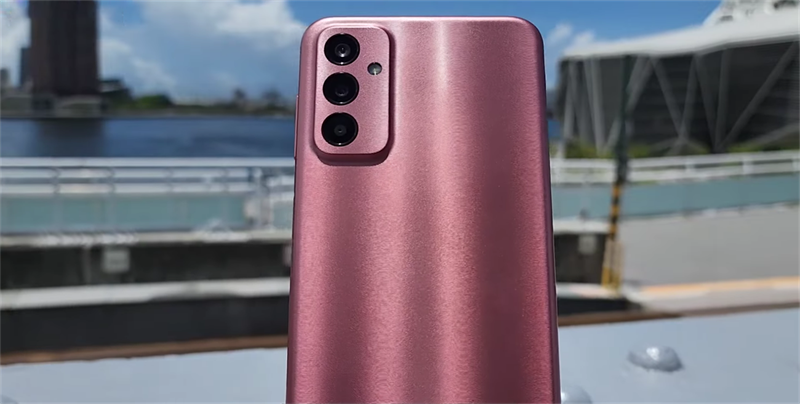 Trên tay Galaxy M13 Trên tay Galaxy M13