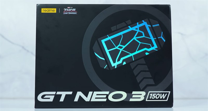 Trên tay Realme GT Neo 3 Thor Love And Thunder Edition: Mạnh như Thor!