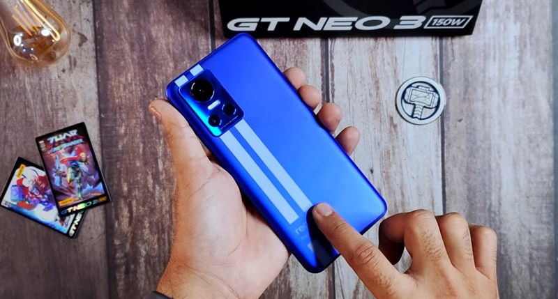 Trên tay Realme GT Neo 3 Thor Love And Thunder Edition: Mạnh như Thor!