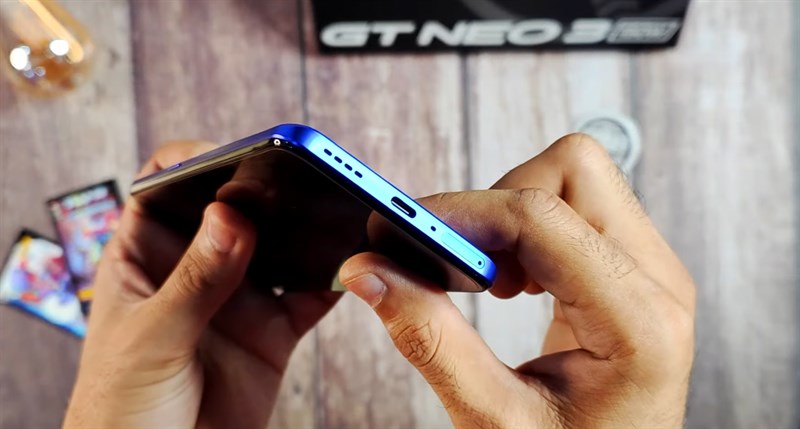 Trên tay Realme GT Neo 3 Thor Love And Thunder Edition: Mạnh như Thor!