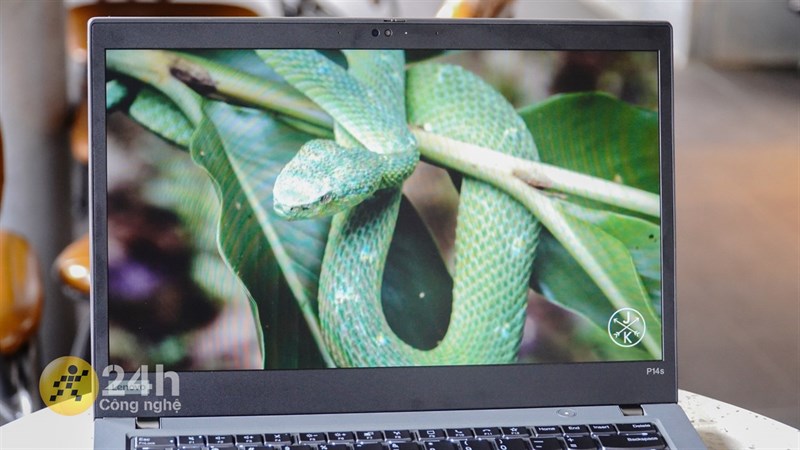 Pin của ThinkPad P14s G2 đáp ứng tốt các tác vụ nhẹ nhàng như soạn thảo văn bản, nghe nhạc hay lướt web,... Pin của ThinkPad P14s G2 đáp ứng tốt các tác vụ nhẹ nhàng như soạn thảo văn bản, nghe nhạc hay lướt web,...