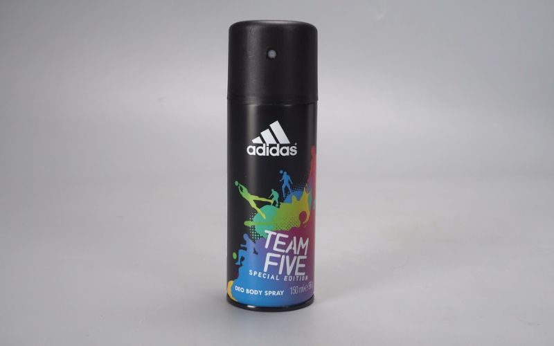 Chai xịt khử mùi Adidas Team Five