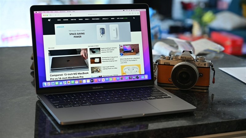 Macbook Pro M2: \