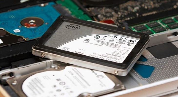 Nâng cấp thêm RAM và ổ cứng SSD