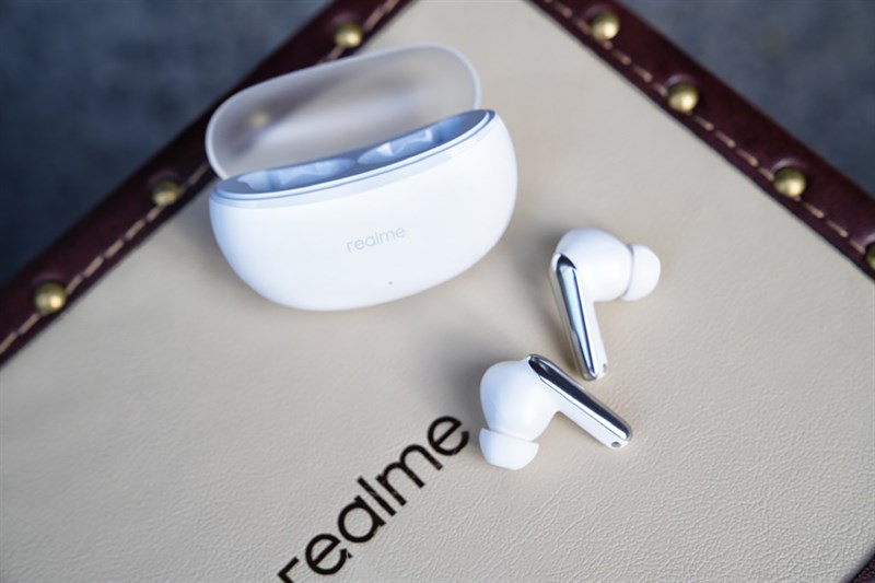 Trên tay Realme Buds Air 3 Neo: Giá chỉ 450 nghìn*, thiết kế sang trọng, tổng pin 30 tiếng