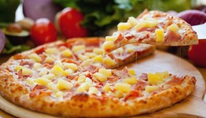 Mách bạn cách làm pizza hawaii đơn giản, cho ngày cuối tuần