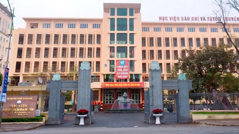 Khối R gồm những môn nào? Các ngành và trường đại học khối R