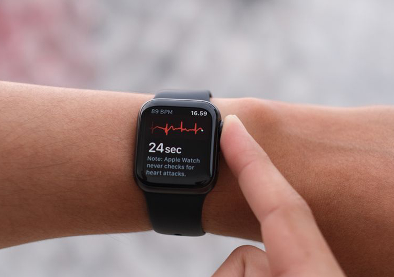 cách theo dõi sức khỏe trên Apple Watch