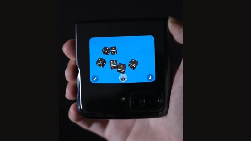 Màn hình ngoài của Motorola Razr 2022 sẽ đủ lớn để chơi game