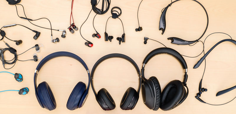 Có nên mua tai nghe chụp tai? Những lưu ý khi chọn mua tai nghe chụp tai > Khác nhau về thiết kế của tai nghe thường và tai nghe chụp tại.