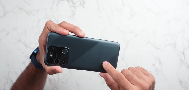 Trên tay Tecno Spark 9: Giá chỉ từ 2.5 triệu* mà đã có thiết kế nổi bật cùng màn hình 90 Hz