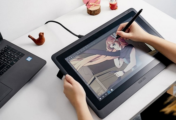 Nên Mua Wacom Hay Ipad Pro Vẽ Đồ Họa? So Sánh Ưu Nhược Điểm Từng Loại