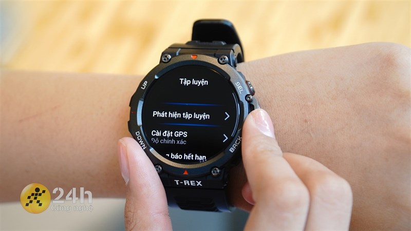 Trên tay Amazfit T-Rex 2